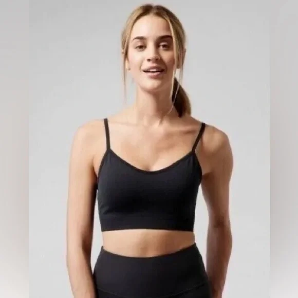 ATHLETA RENEW Seamless Bra Black size Medium D/DD NEW Lounge Yoga Active - Picture 1 of 5